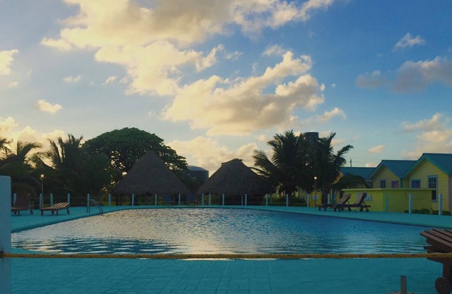 Comfortable, Spacious Beach Resort Casita