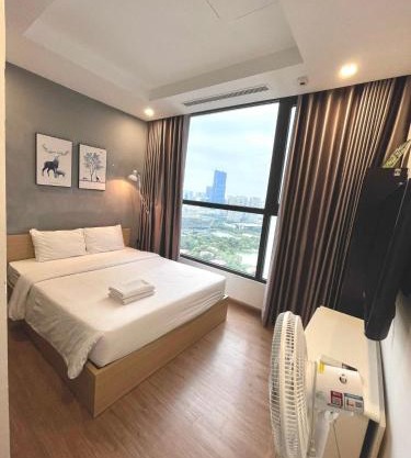 Comfortable Spacious 2 Bedroom Apartment Near Vincom Mall, Keangnam, And Marriot Hotel