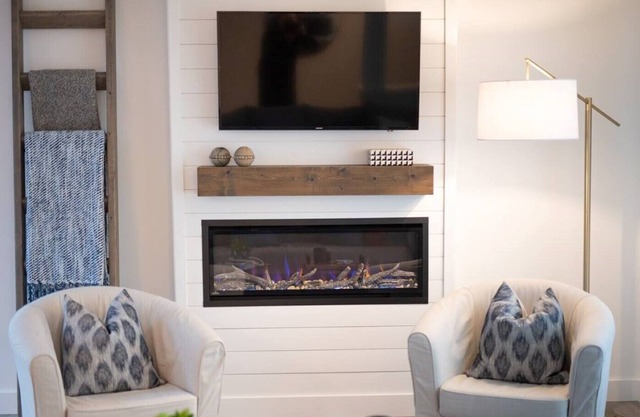 Comfortable, Super Stylish and close to the Beach (1-6 guests)