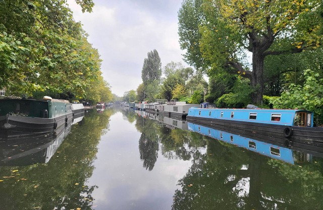 Comfy Canal Boat in Little Venice for Family & Friends