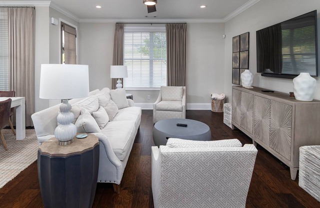 Comfy Oxford Condo Close to Campus