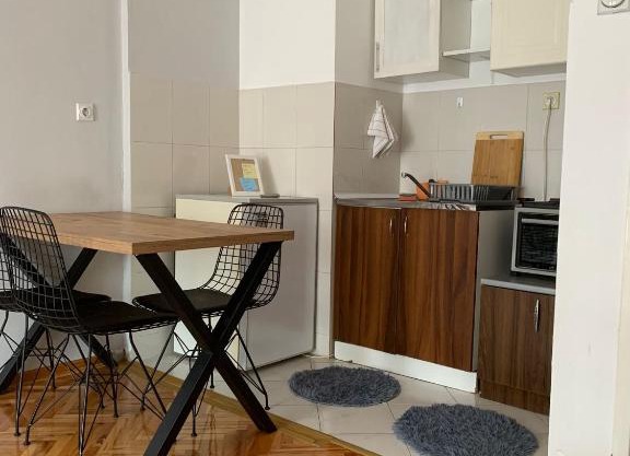 Comfy Studio - 1 minute walk to Delta Planet