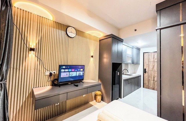 Comfy Studio Apartment At Delft Ciputra Makassar