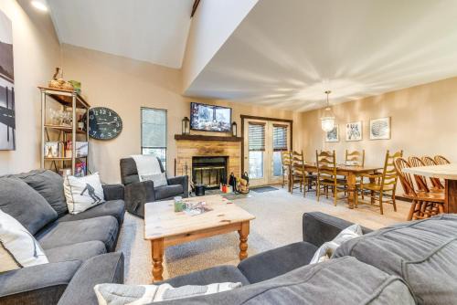 Community Beach Access Lake Harmony Townhome