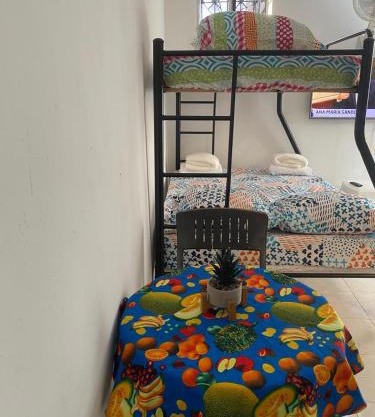 Comoda habitacion cerca al centro histórico y a las playas