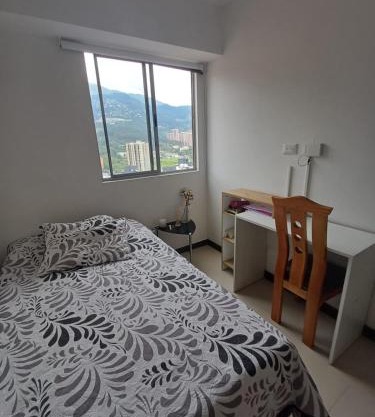 Comoda y práctica habitación en Niquia