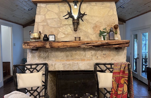 Completely renovated 1930s Cottage on the Guadalupe River. Ideal location!