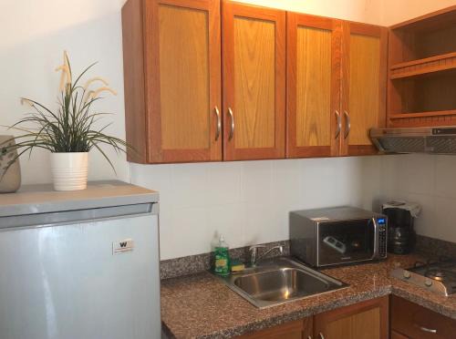 Condo E2 1bdr 1bth