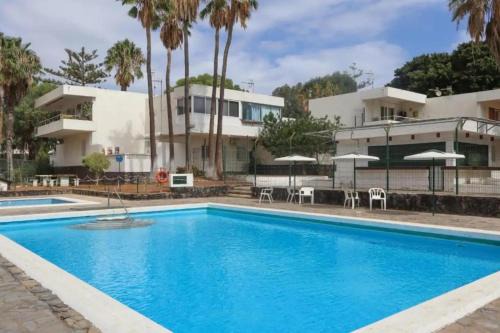 Confortable Estudio con Terraza Privada y BBQ en Costa del Silencio