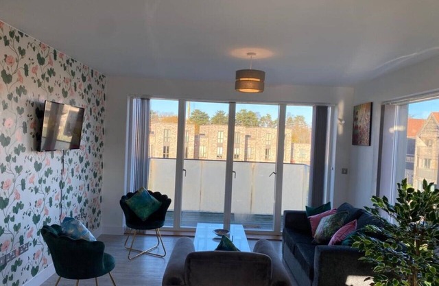 Contemporary 2 Bed Apt;10 mins walk :Addenbrookes/Papworthnnnnnnnnnnnnnnnnnnnn