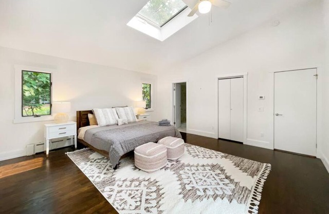 Contemporary 3BR Retreat in East Hampton