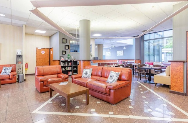 Contemporary Comfort in Lyon's Vibrant Gerland District