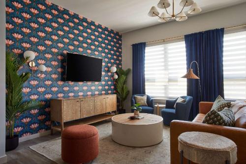 Contemporary Condo in the Heart of Music Row