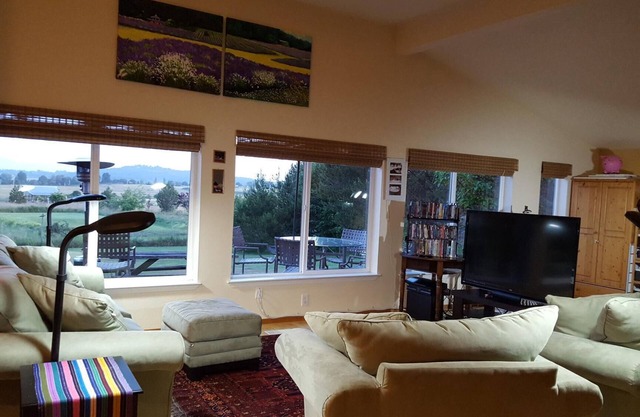 Convenience Of Town, Relaxation Of Country Life, Incredible Views, Kid Friendly