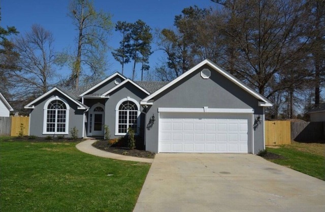 Convenient Home 10 minutes from Masters