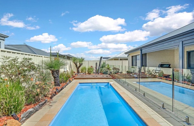 Cooinda Happy Place — 3BR Home with Pool