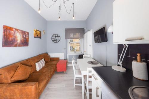 Cool Central Apartment 9