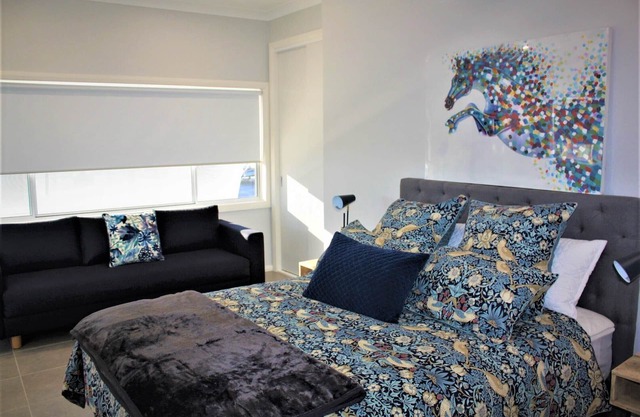 Coolah Short Stays - Town View Apartment