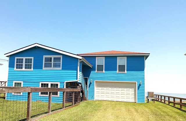 Copano Comfort a bayfront cottage