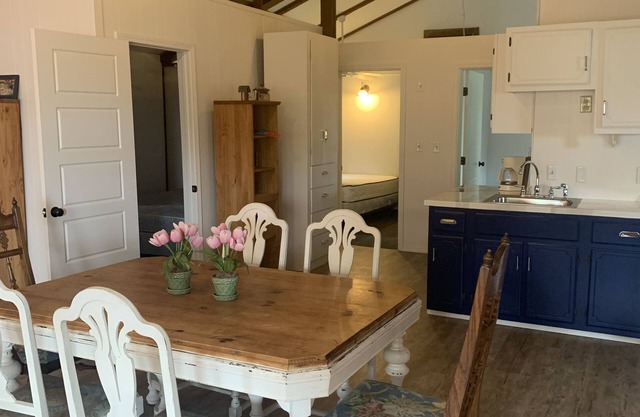 Coppermine Lodge