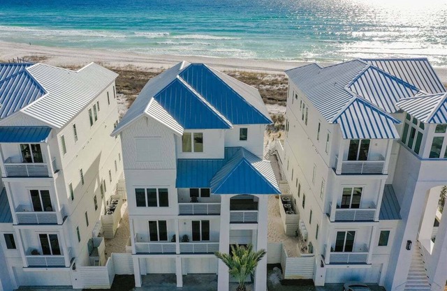 Coral Cay - A Stunning Home with Exquisite Views!