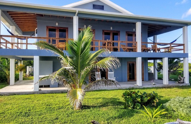 Coral Ridge House entire house - Dolphin Run @ Tradewinds