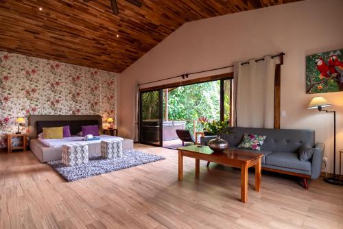 Corcovado Jungle Villas-Houses-pool-great views