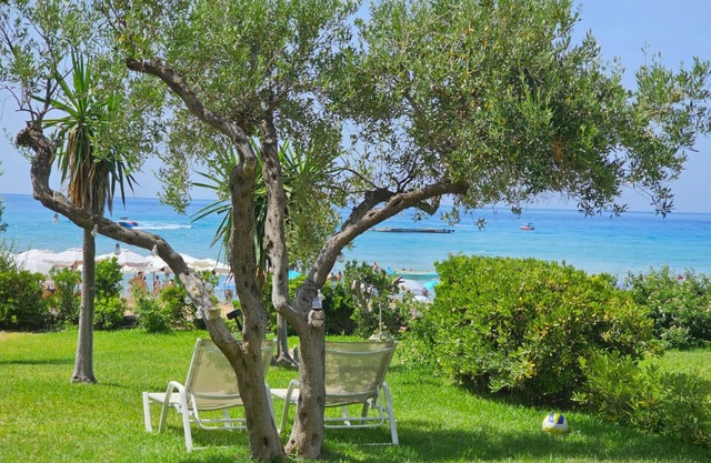 Corfu Glyfada Menigos Resort 5-8