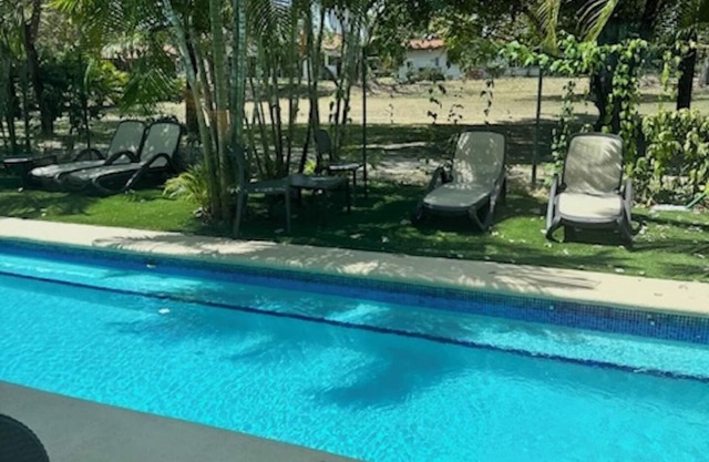 Coronado Luxury Club & Suites - swim up suite 1117 with access to all amenities!