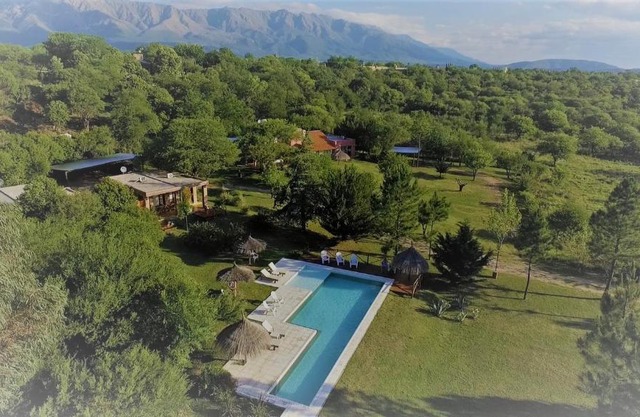 Cortaderas Suites & Tenis