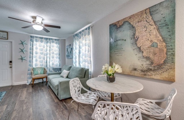 Cortez Gardens #11, Close to Beach, 3B2B 8 people