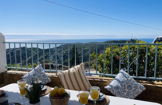 Cortijo Montesueños with views by At Home Costa del Sol