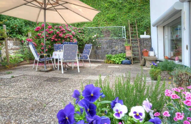 Cosy apartment for 4 guests with WIFI, TV, patio and pets allowed