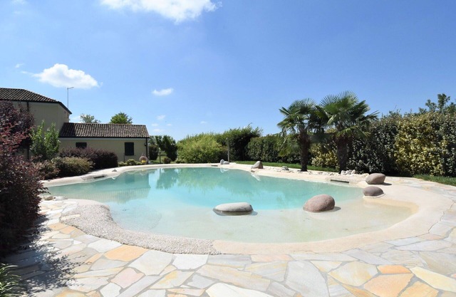 Cosy apartment in villa for 9 guests with pool, WIFI, A/C, TV and patio