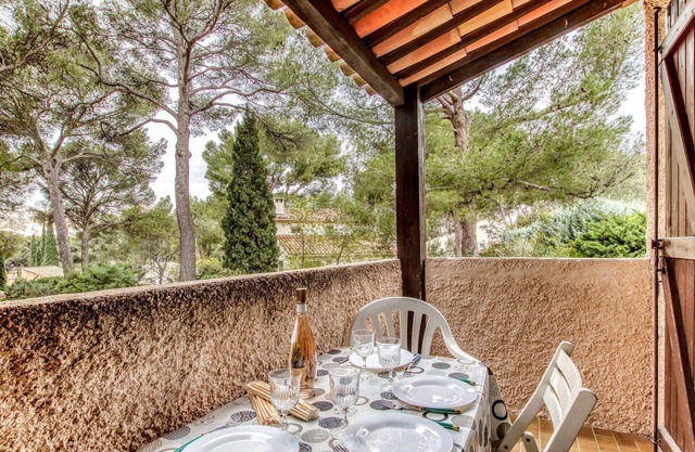 Cosy apartment for 4 guests with WIFI, TV, terrace and pets allowed