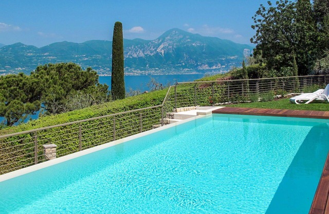 Cosy apartment for 4 guests with pool, A/C, WIFI, TV and terrace