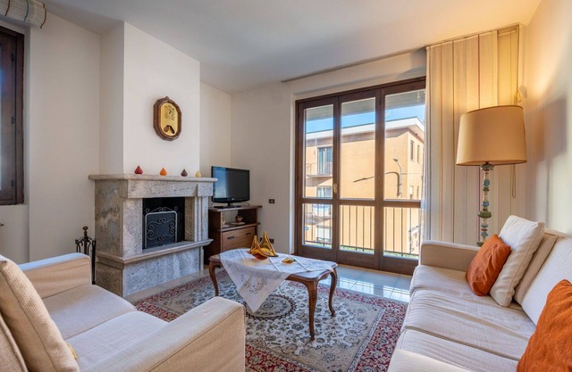 Cosy apartment for 4 guests with WIFI, TV, balcony, pets allowed and parking