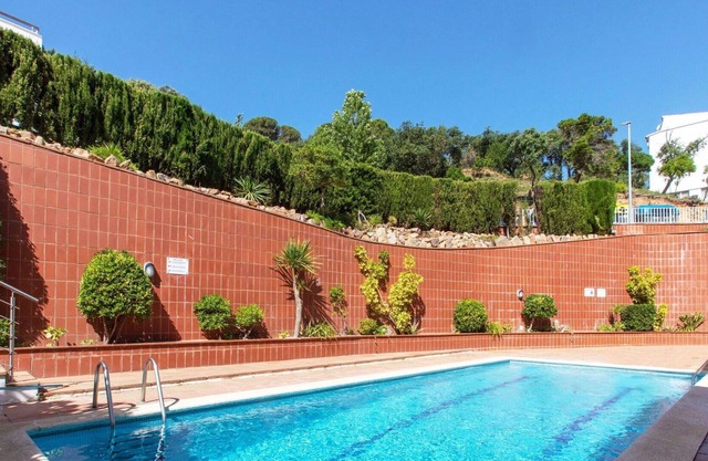 Cosy apartment for 6 guests with WIFI, pool, TV and terrace