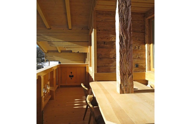 Cosy apartment for 8 guests with WIFI, TV, balcony and parking