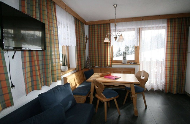 Cosy apartment for 3 guests with WIFI, TV and balcony