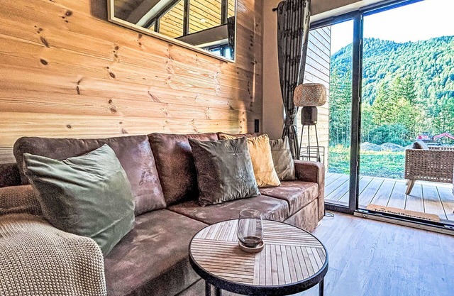 Cosy apartment in villa for 5 guests with A/C, TV and terrace