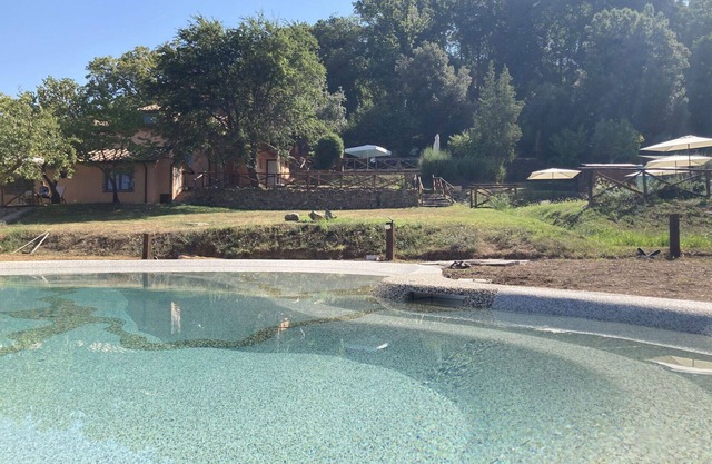 Cosy apartment in villa for 4 guests with pool, WIFI, A/C, TV, patio and pets allowed