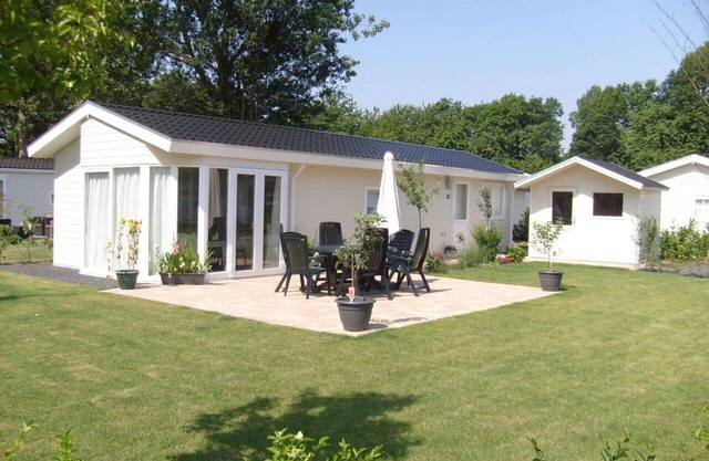 Cosy apartment in villa for 6 guests with pool, WIFI, TV and terrace