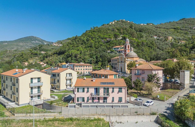 Cosy apartment for 5 guests with A/C, WIFI, TV, patio and pets allowed