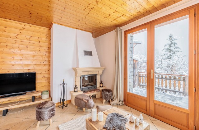 COSY CHALET IN AN AUTHENTIC SETTING