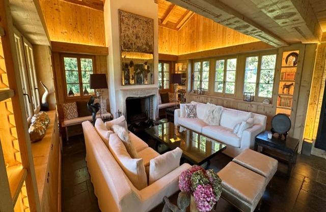 Cosy chalet with balcony/terrace