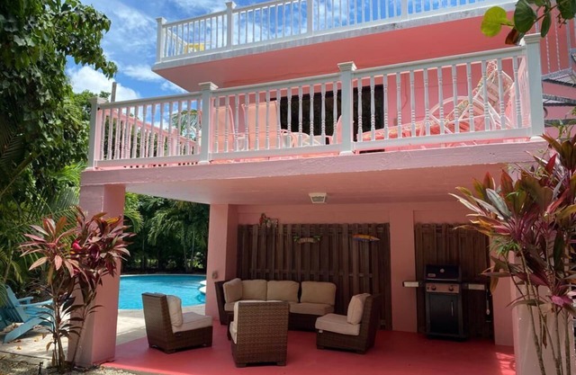 Cosy Cottage in Islamorada with private garden & pool - 6 pers.