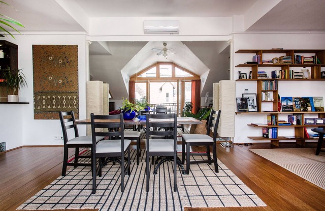Cosy, downtown apartment on gastro street 3 minutes to the Central Market