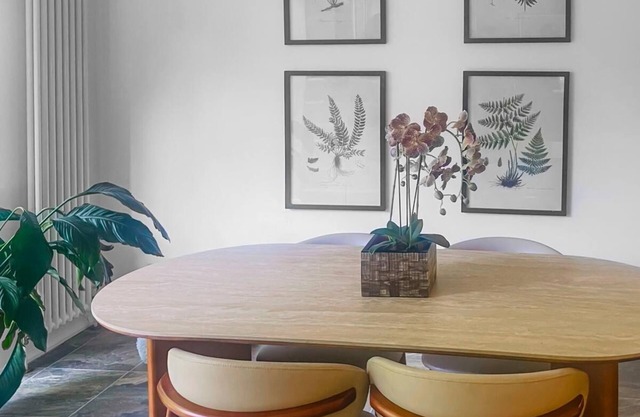 Cosy Family Home in Kingston