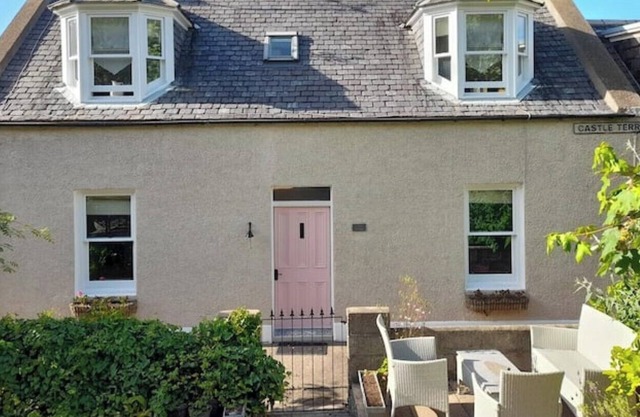 Cosy Fisherman's Cottage 2 mins from beach